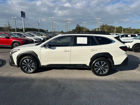 Used 2023 Subaru Outback Limited image 12