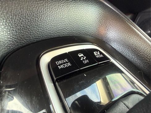 Used 2021 Toyota Corolla LE w/ Carpet Mat Package (TMS) FWD image 21