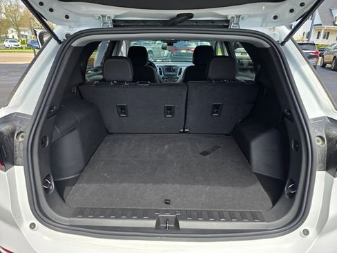 Used 2023 Chevrolet Equinox LT image 29