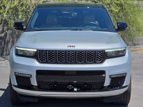 Used 2023 Jeep Grand Cherokee L Summit AWD/4WD image 4
