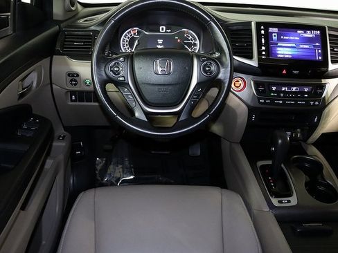 Used 2018 Honda Pilot EX-L image 3