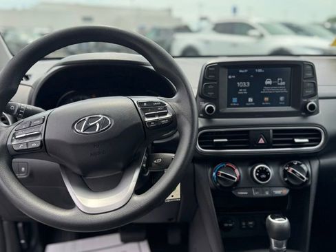 Used 2018 Hyundai Kona SE AWD/4WD image 15