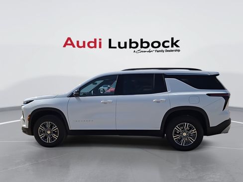 Used 2026 Chevrolet Traverse LT w/ Driver Confidence Package AWD/4WD image 6