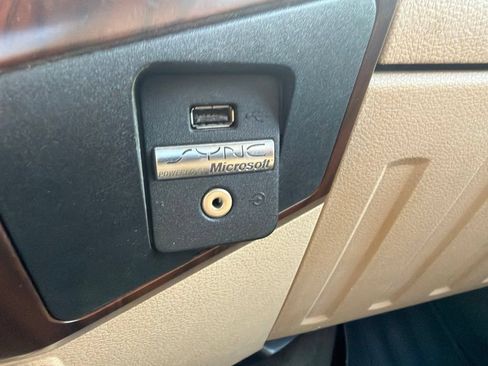 Used 2011 Ford F250 Lariat RWD image 24