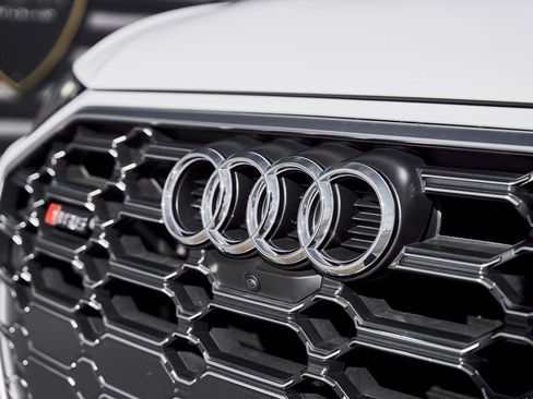 Used 2024 Audi SQ5 Premium Plus image 7