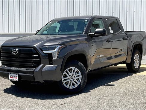 New 2024 Toyota Tundra SR5 image 2