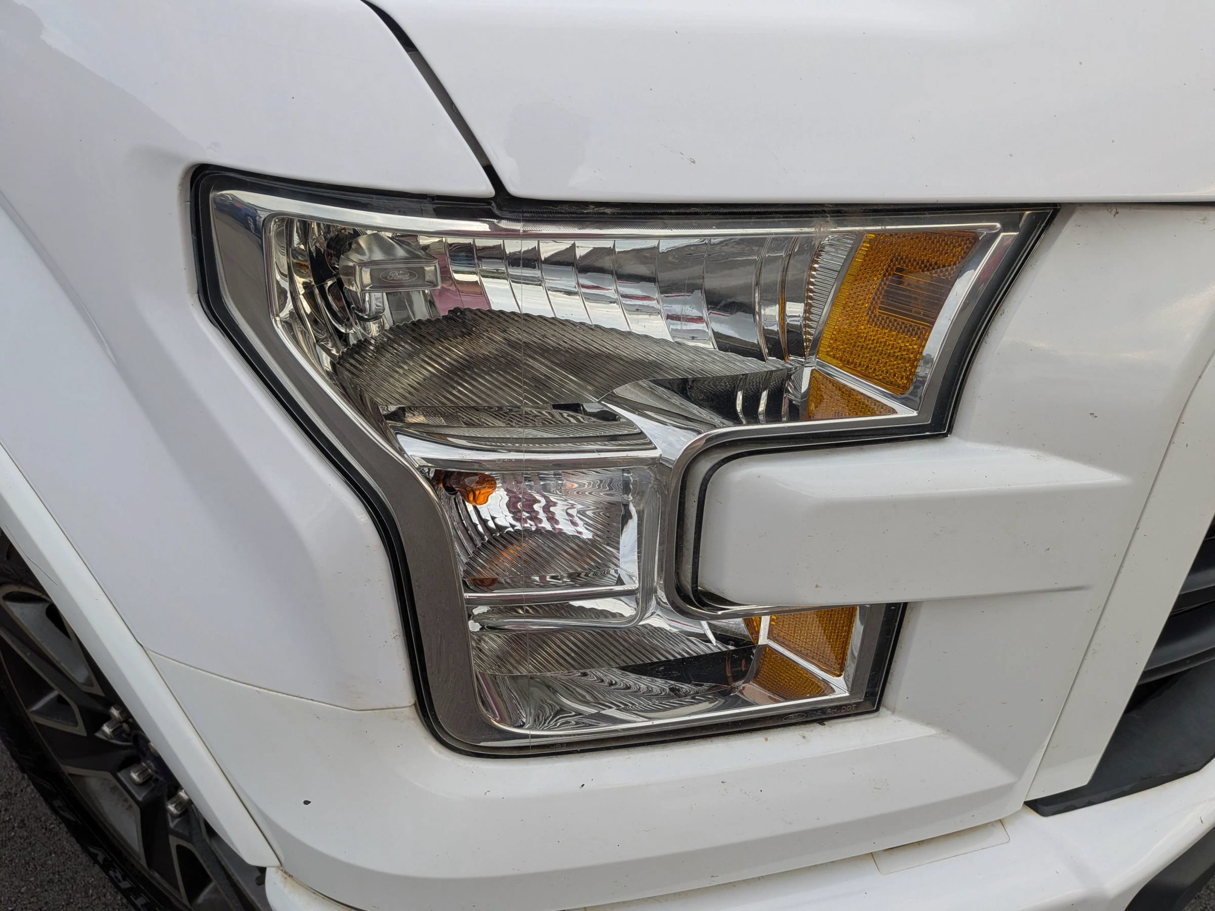 Used 2015 Ford F150 XLT w/ Equipment Group 301A Mid AWD/4WD image 11