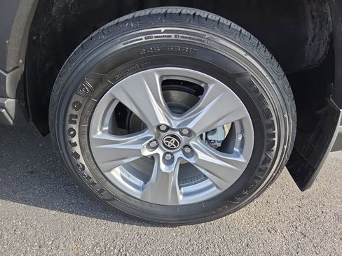 Used 2024 Toyota RAV4 LE image 15