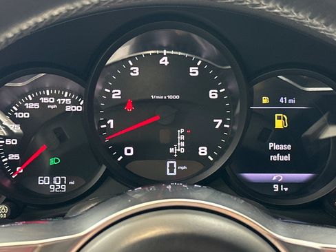 Used 2017 Porsche 911 Carrera RWD image 23