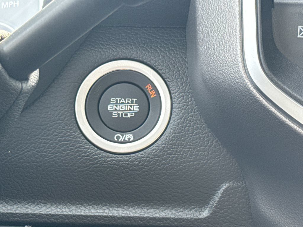 New 2026 RAM 3500 Big Horn AWD/4WD image 25