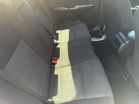 Used 2017 Toyota Camry LE FWD image 11