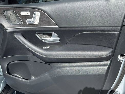 Certified 2025 Mercedes-Benz GLS 450 4MATIC image 14