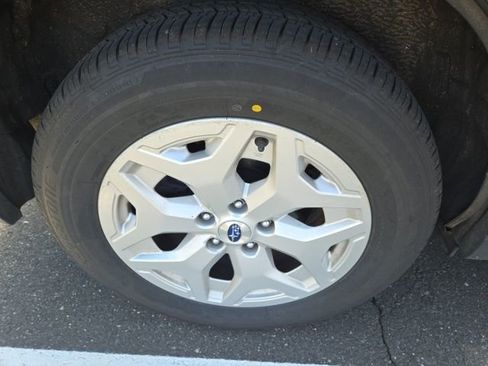 Used 2023 Subaru Forester image 11