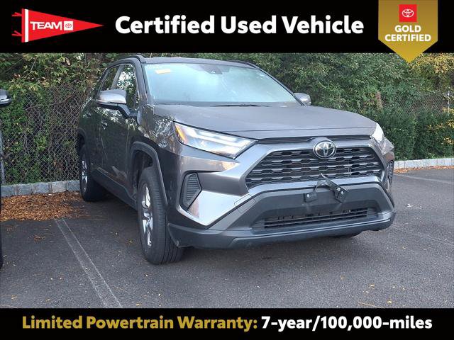 Certified 2025 Toyota RAV4 LE AWD/4WD image 1