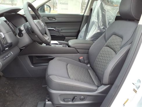 New 2026 Nissan Pathfinder SV AWD/4WD image 13