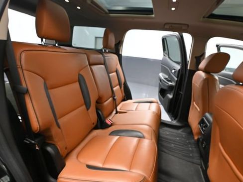 Used 2017 GMC Acadia SLT w/ LPO, Floor Liner Package AWD/4WD image 43