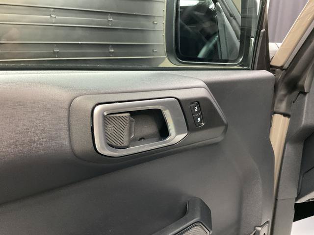 Used 2026 Ford Bronco Outer Banks AWD/4WD image 12