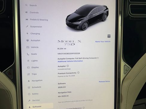 Used 2016 Tesla Model X 75D image 39