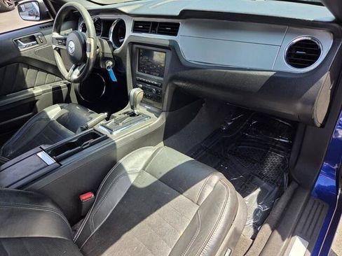 Used 2013 Ford Mustang Premium w/ Electronics Pkg RWD image 18