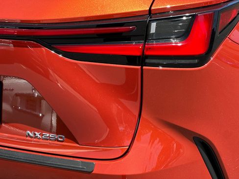 Used 2024 Lexus NX 250 FWD image 34
