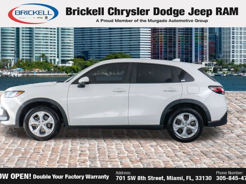 Used 2023 Honda HR-V LX image 4