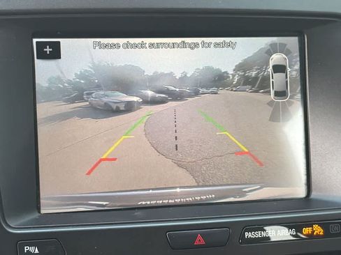 Certified 2018 Ford Explorer XLT w/ Equipment Group 202A FWD image 29
