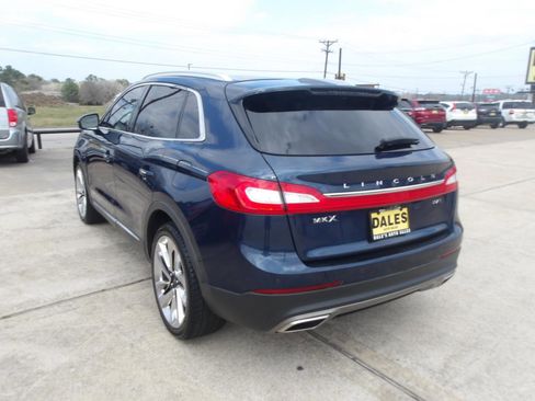 Used 2017 Lincoln MKX Reserve w/ Lincoln MKX Climate Package image 14