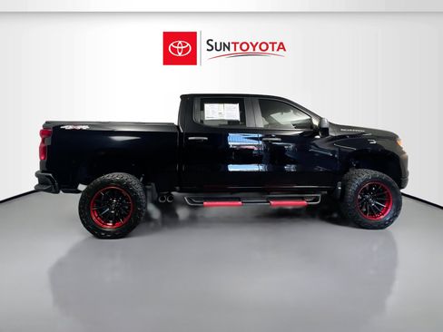 Used 2024 Chevrolet Silverado 1500 Custom image 2