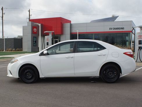 Used 2016 Toyota Corolla CE image 7