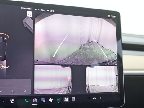 Used 2022 Tesla Model Y Long Range AWD/4WD image 17