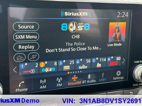 Used 2025 Nissan Sentra SR image 31