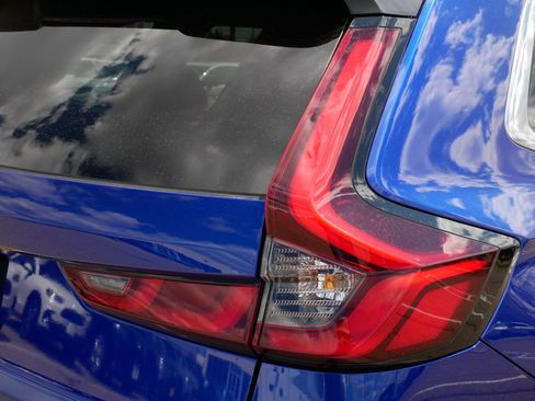 Used 2025 Honda CR-V Sport image 17