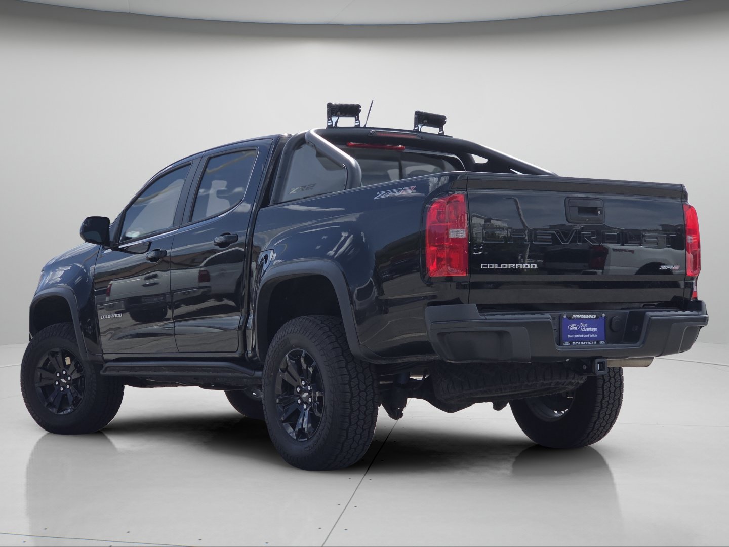 Used 2022 Chevrolet Colorado ZR2 w/ ZR2 Midnight Special Edition AWD/4WD image 21