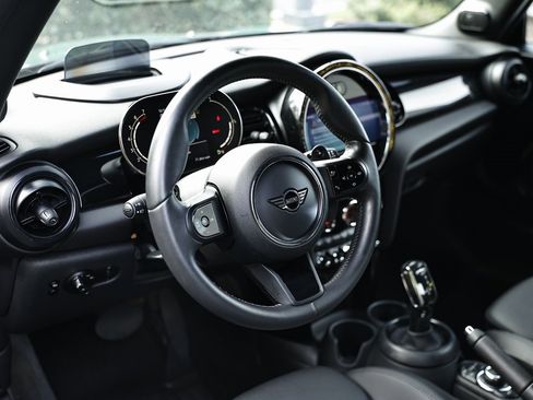 Used 2023 MINI Cooper S image 22