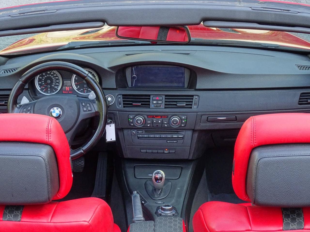 Used 2011 BMW M3 Convertible RWD image 22