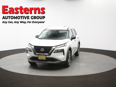 Used 2023 Nissan Rogue S AWD/4WD image 55