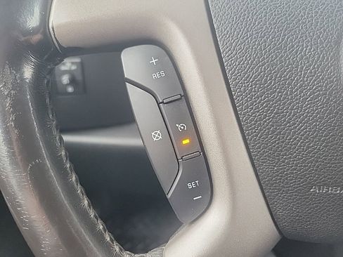 Used 2011 GMC Sierra 1500 SLE w/ Power Tech Package image 10