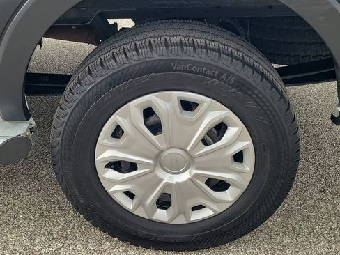 Used 2024 Ford Transit 250 Low Roof w/ Exterior Upgrade Package RWD image 12