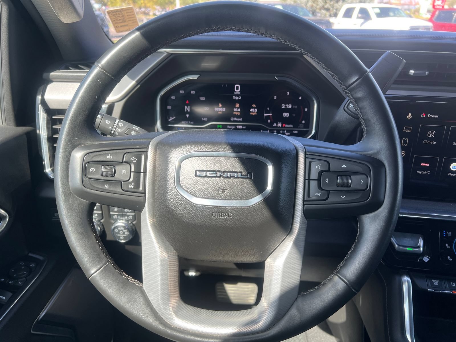 Used 2024 GMC Sierra 3500 Denali w/ Denali Reserve Package AWD/4WD image 13
