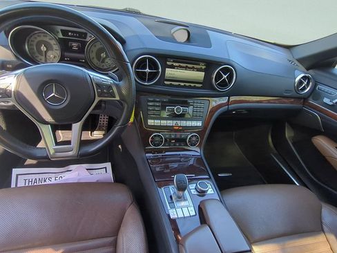 Used 2015 Mercedes-Benz SL 550 image 14