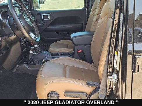 Used 2020 Jeep Gladiator Overland AWD/4WD image 11