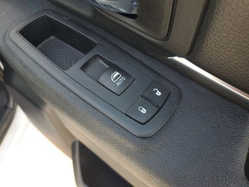 Used 2024 RAM 1500 Classic Warlock image 11