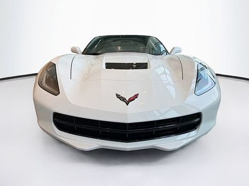 Used 2017 Chevrolet Corvette Stingray Coupe w/ Carbon Flash Badge Package RWD image 2