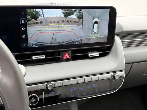 Used 2025 Hyundai Ioniq 5 Limited image 25