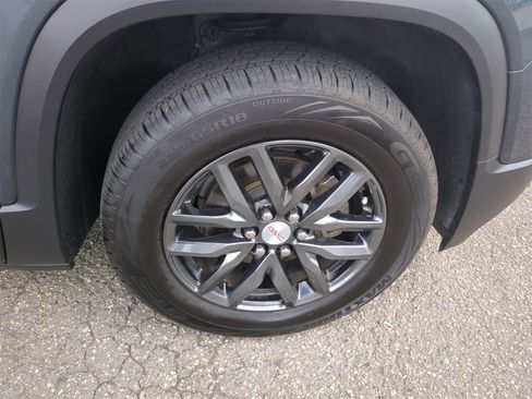 Certified 2019 GMC Acadia SLT image 36