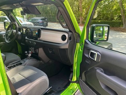 Used 2026 Jeep Wrangler Unlimited Sport AWD/4WD image 10