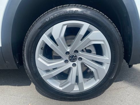 Used 2023 Volkswagen Atlas SE AWD/4WD image 13