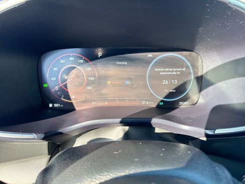 Used 2023 Hyundai Santa Fe Limited image 15