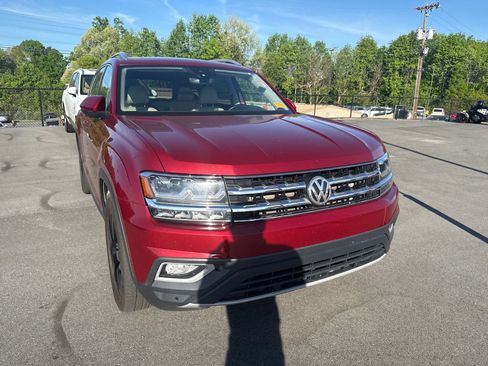 Used 2019 Volkswagen Atlas SEL Premium image 4