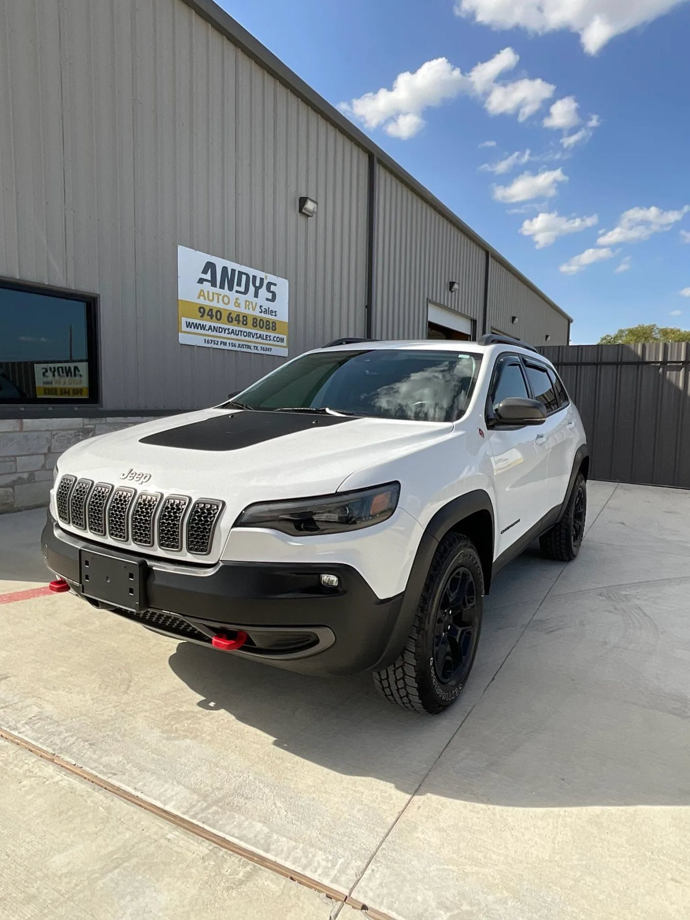 Used 2021 Jeep Cherokee Trailhawk w/ Trailer Tow Group AWD/4WD image 5